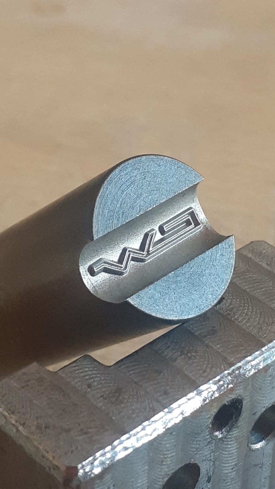 Cuños para platería